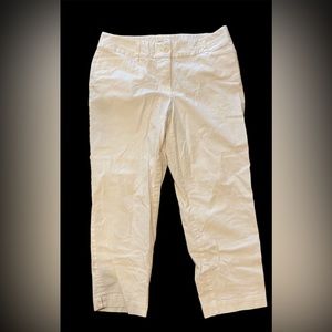 Ann Taylor Loft Cream Pants/Capri to Ankle Size 8